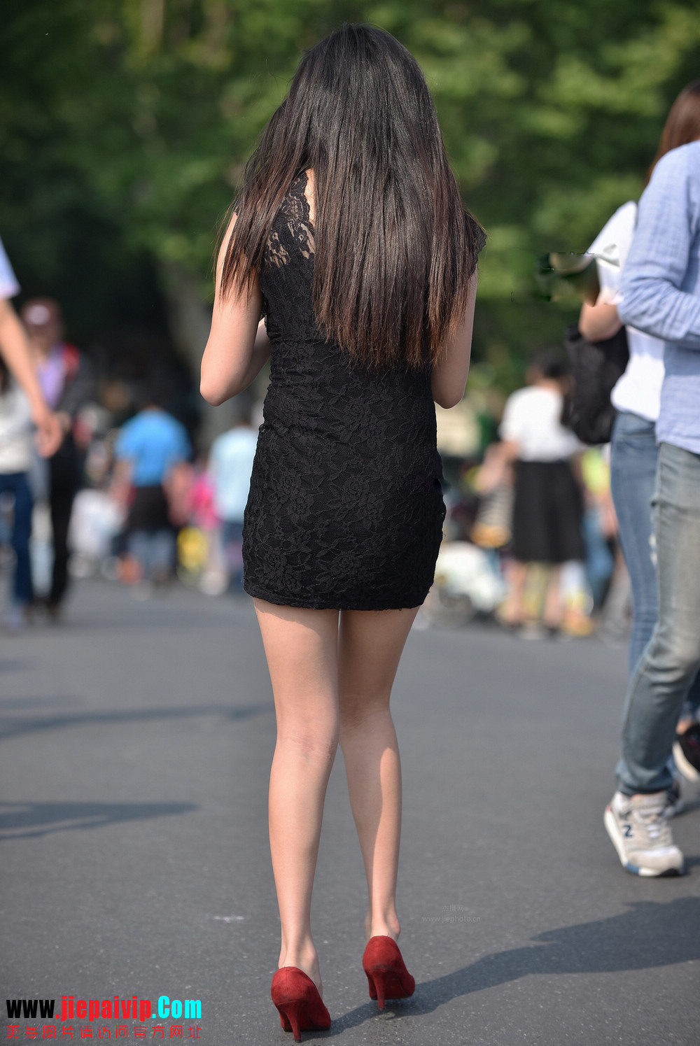 杭州街头街拍气质短裙美女13